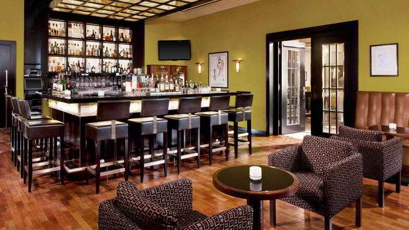 Hotel Elephant Weimar, Autograph Collection Exterior photo The bar at the Westin